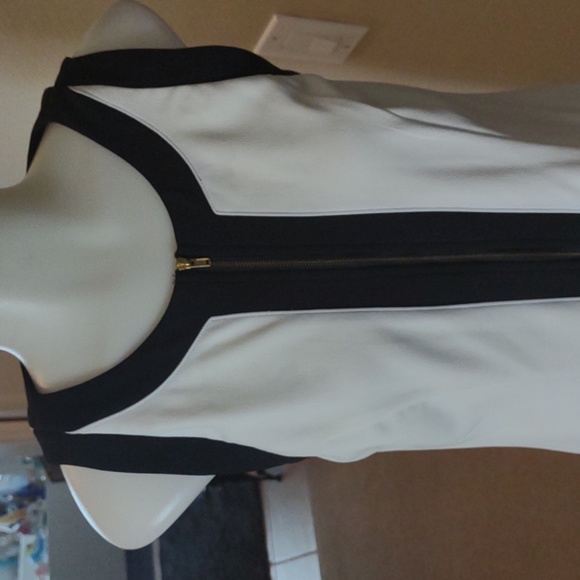 Cloth & People white full zippered dress w/ black piping size small. - Picture 2 of 8